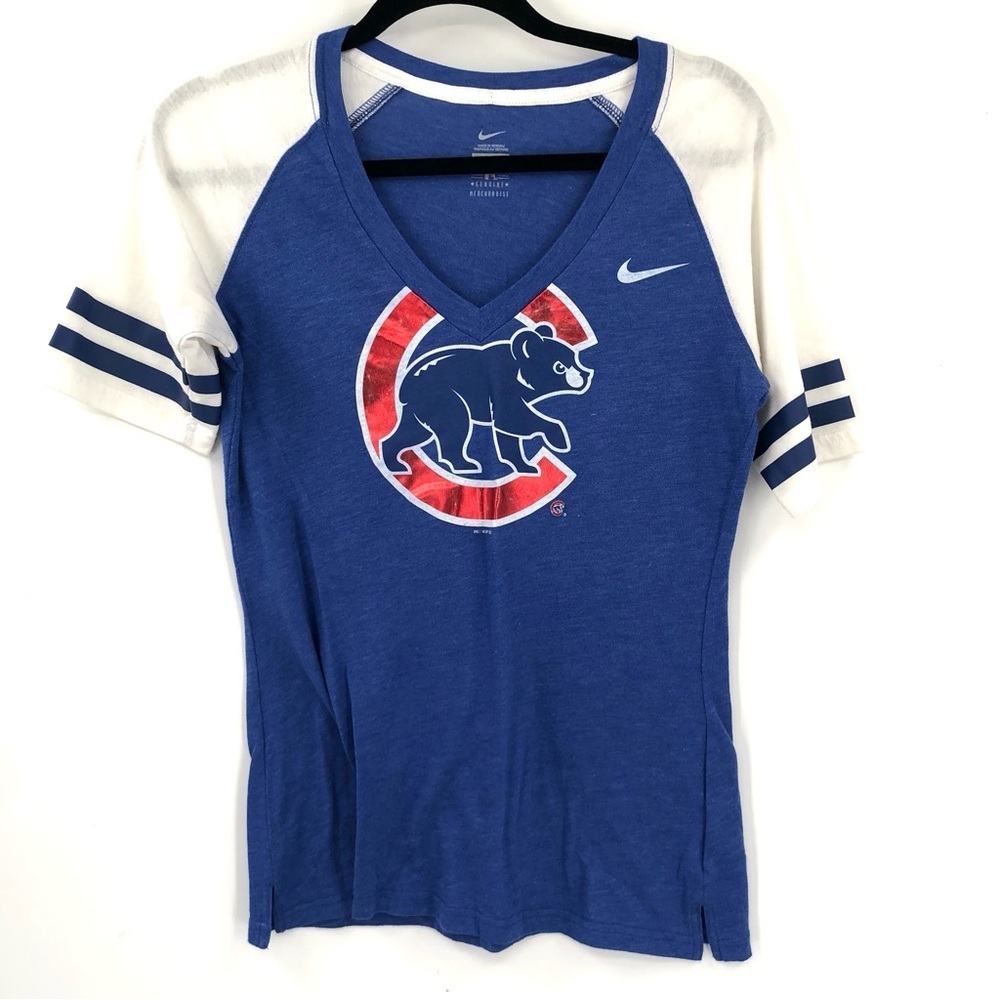 NIKE Chicago Cubs V Neck Shirt MLB Baseball Fan Logo M Women Cotton Blend Blue